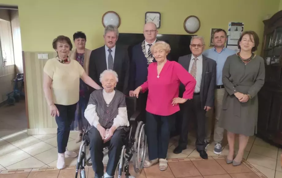 103 lata ukończyła mieszkanka Szczytnik Pani Helena Ozdoba